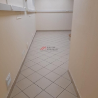 Продажа нежилого помещения с арендаторами