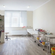 Продажа помещения под клинику на Александры Монаховой