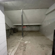 Продажа торгового помещения на выходе из метро