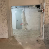 Продажа торгового помещения на выходе из метро