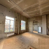 Продажа торгового помещения в ЖК "Бунинские луга"