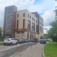 Продажа торгового здания с арендаторами в районе Тропарево 