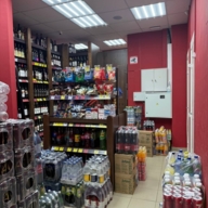 Продажа торгового помещения с алкомаркетом Бристоль