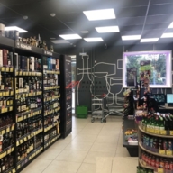 Продажа помещения с арендатором Винлаб 