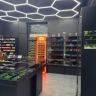 Продажа торгового помещения с арендатором в ЖК "Саларьево" 