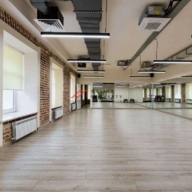 Аренда торгового особняка  в центре