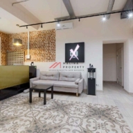 Аренда торгового особняка  в центре