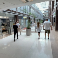 Продажа торгового помещения в БЦ "Омега Плаза"