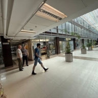 Продажа торгового помещения в БЦ "Омега Плаза"