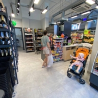 Продажа помещения с "Магнитом" на 1-й линии ЖК