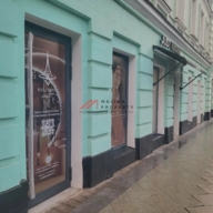 Продажа помещения с арендатором в районе Патриаршие пруды 