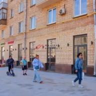 Продажа помещения на Ленинском проспекте с аптекой «Ваша №1»