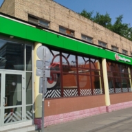 Продажа торгового здания с арендаторами