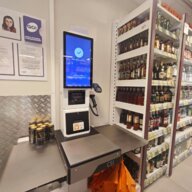 Продажа торгового помещения с арендатором "Дикси GO"