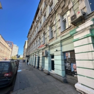 Продажа коммерческого помещения на Земляном Валу 