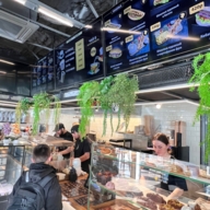 Продажа торгового здания с арендаторами 