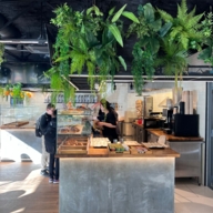 Продажа торгового здания с арендаторами 