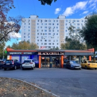 Продажа торгового здания с арендаторами 