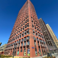 Помещение у метро  в  ЖК 1-й Дубровский с арендатором Ozon и Wildberries