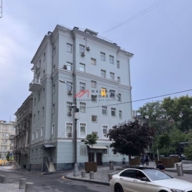 Продажа офисного здания в Москве
