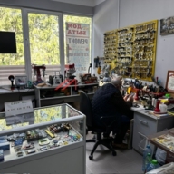 Торговое здание с якорным арендатором Чижик в Чеховском районе