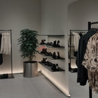 Продажа помещения с арендатором бутик одежды на Большой Бронной 