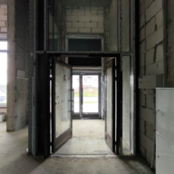 Аренда торгового помещения в новом доме