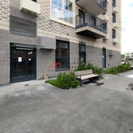 Продажа торгового помещения в новом доме