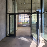 Аренда торгового помещения в новом доме