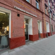 Продажа торгового помещения с арендаторами на Казакова 