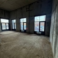 Продажа торгового помещения в ЖК "Римский"