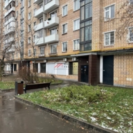 Продажа торгового помещения с арендаторами на Тульской