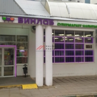 Продажа торгового помещения с арендатором Винлаб 