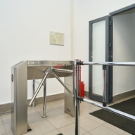 Продажа помещения с арендатором офис А101