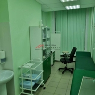 Продажа нежилого помещения с арендатором "Гемотест"