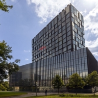 Продажа помещения в многофункциональном центре AHEAD