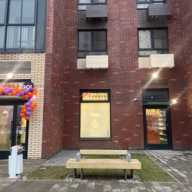 Продажа помещения с арендатором "Дикси" 