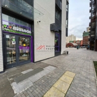 Продажа торгового помещения с арендатором "Винлаб" 