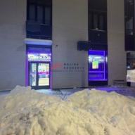 Продажа торгового помещения с арендатором "Винлаб" 