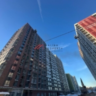 Продажа помещения с арендаторами в ЖК "1-й Ясеневский" 