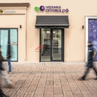 Продажа помещения на Земляном Валу с салоном оптики 