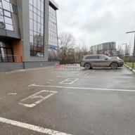 Продажа торгового помещения с арендаторами в БЦ "WeStar"