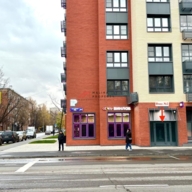 Продажа торгового помещения с арендатором Винлаб