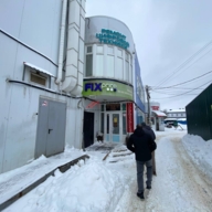 Продажа здания с арендаторами 