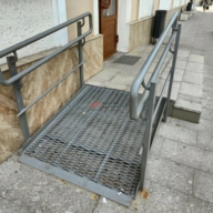 Аренда торгового помещения у метро Трубная