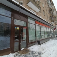 Аренда торгового помещения у метро Филевский парк