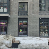 Продажа торгового помещения с арендатором Винлаб 