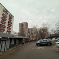 Продажа помещения с сетевыми арендаторами в г. Москва