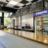 Продажа торгового помещения с арендаторами 