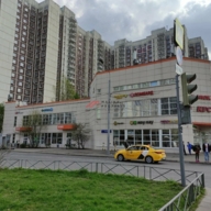 Продажа помещения с арендаторами в ТЦ "Ареал" 